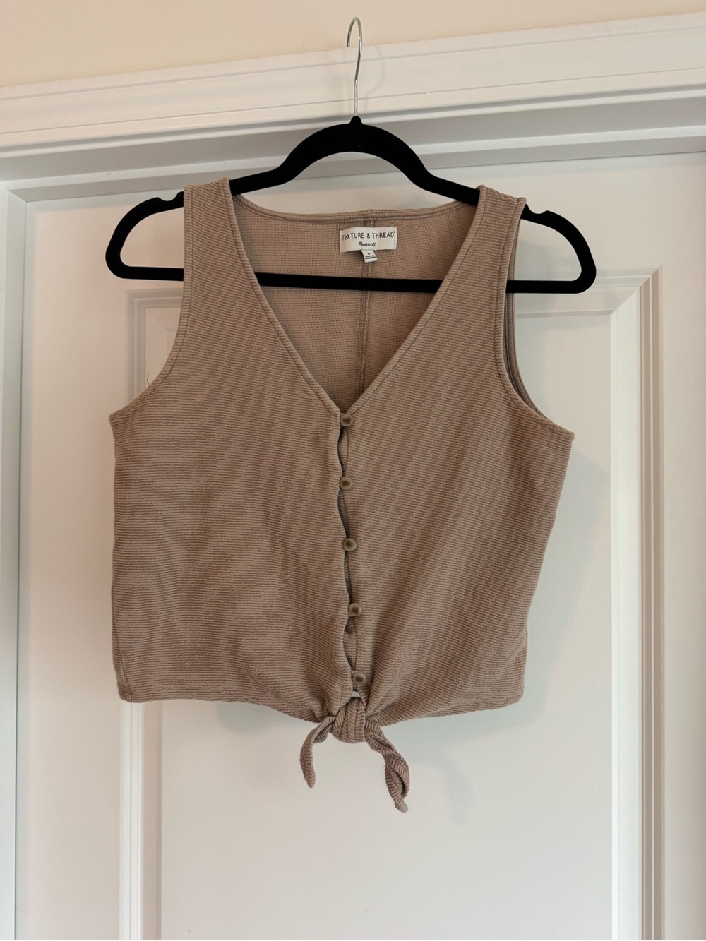 Madewell Texture & Thread Taupe Tie-Front Button Tank size M